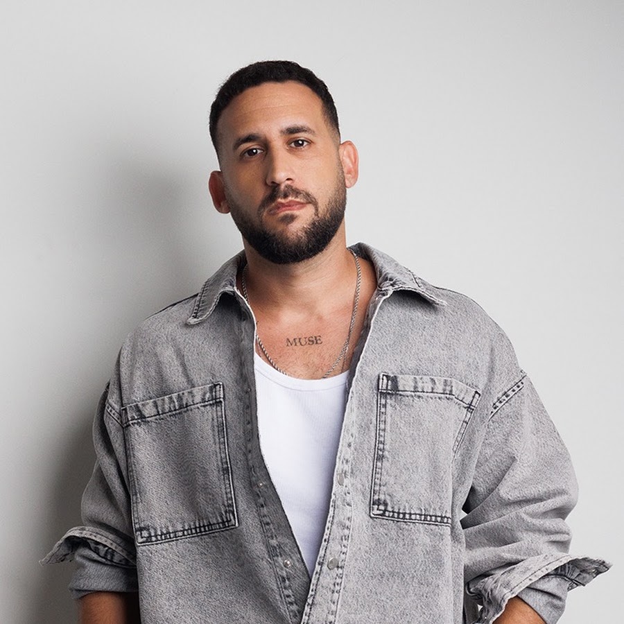 רותם חן משחרר סינגל חדש: שלוש כוסות מרטיני